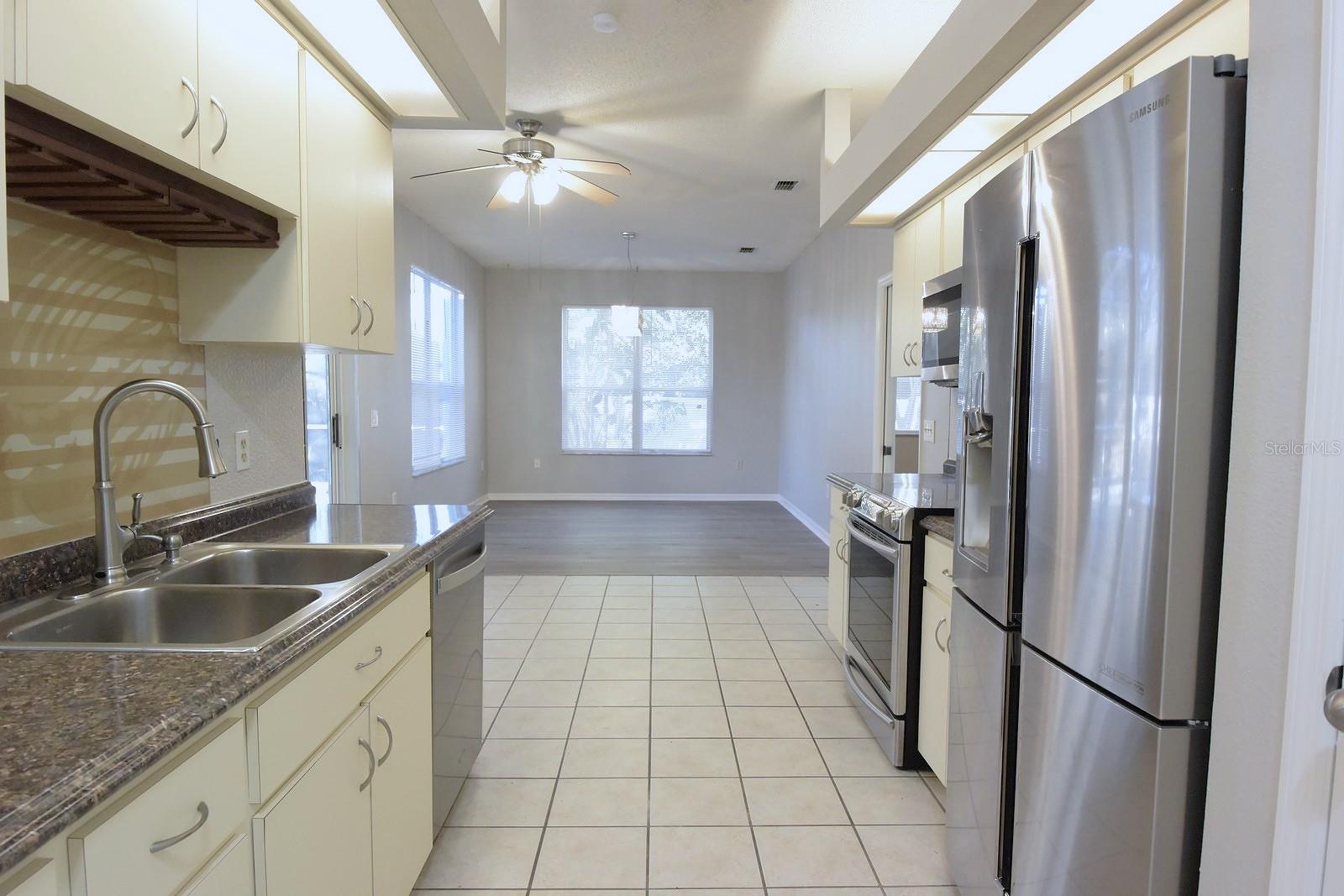 WEEKI WACHEE WOODLANDS - Residential