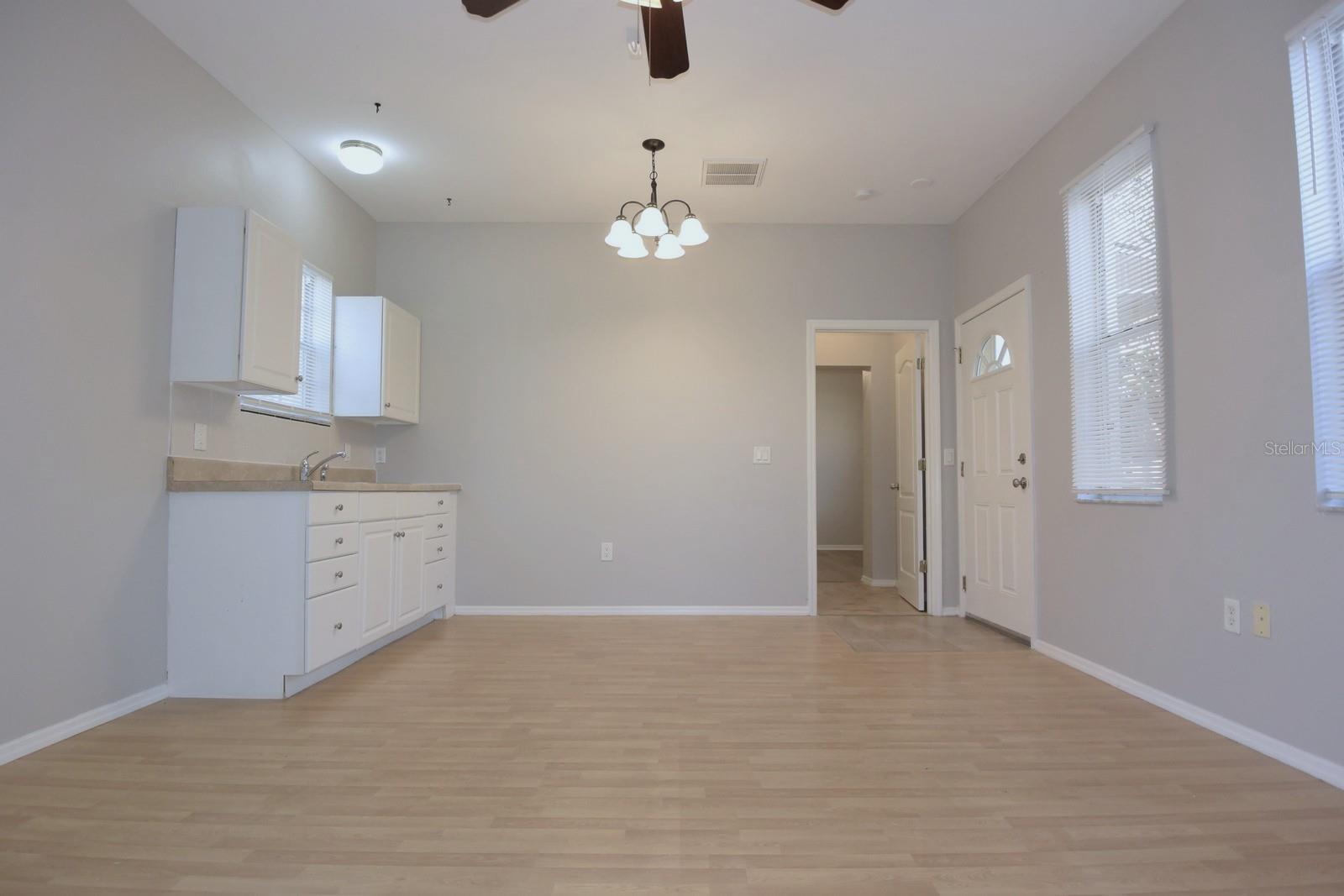 WEEKI WACHEE WOODLANDS - Residential