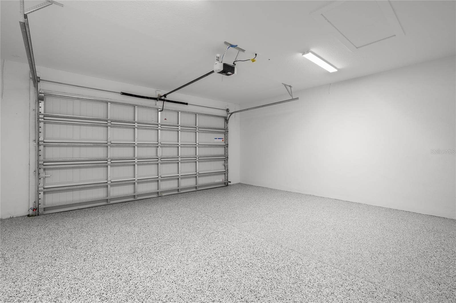 PLANTATION ESTATES UNIT 02 - Residential