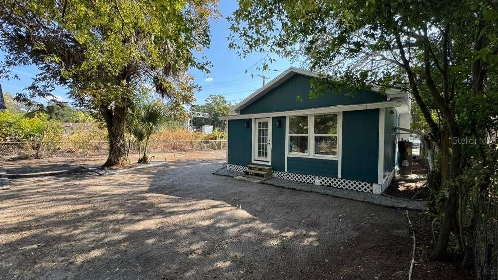 Photo of 1118 E Linebaugh Avenue, Tampa, FL 33612 (MLS # O6362921)