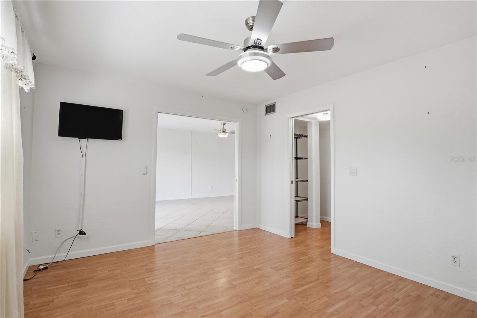 PALM-AIRE AT SARASOTA 8-B - Residential