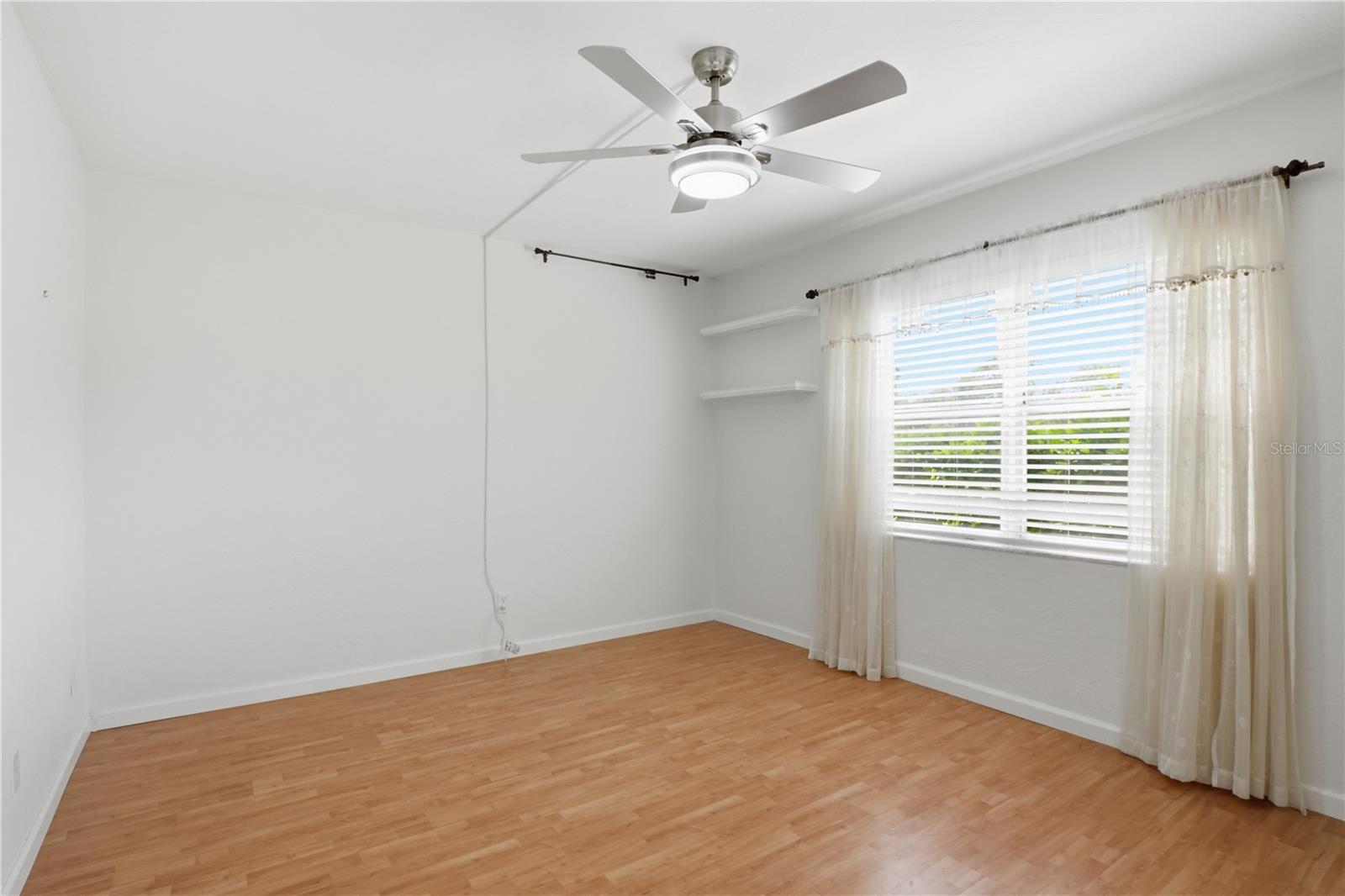 PALM-AIRE AT SARASOTA 8-B - Residential