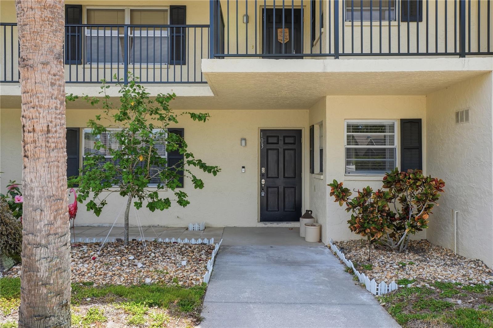 PALM-AIRE AT SARASOTA 8-B - Residential