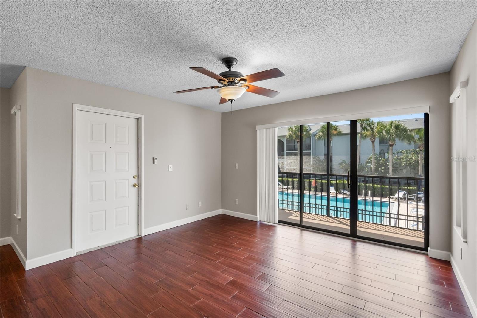 PINE RIDGE CLUB VILLAGE 1 PH 2 A CONDO BLDG 17 - Residential