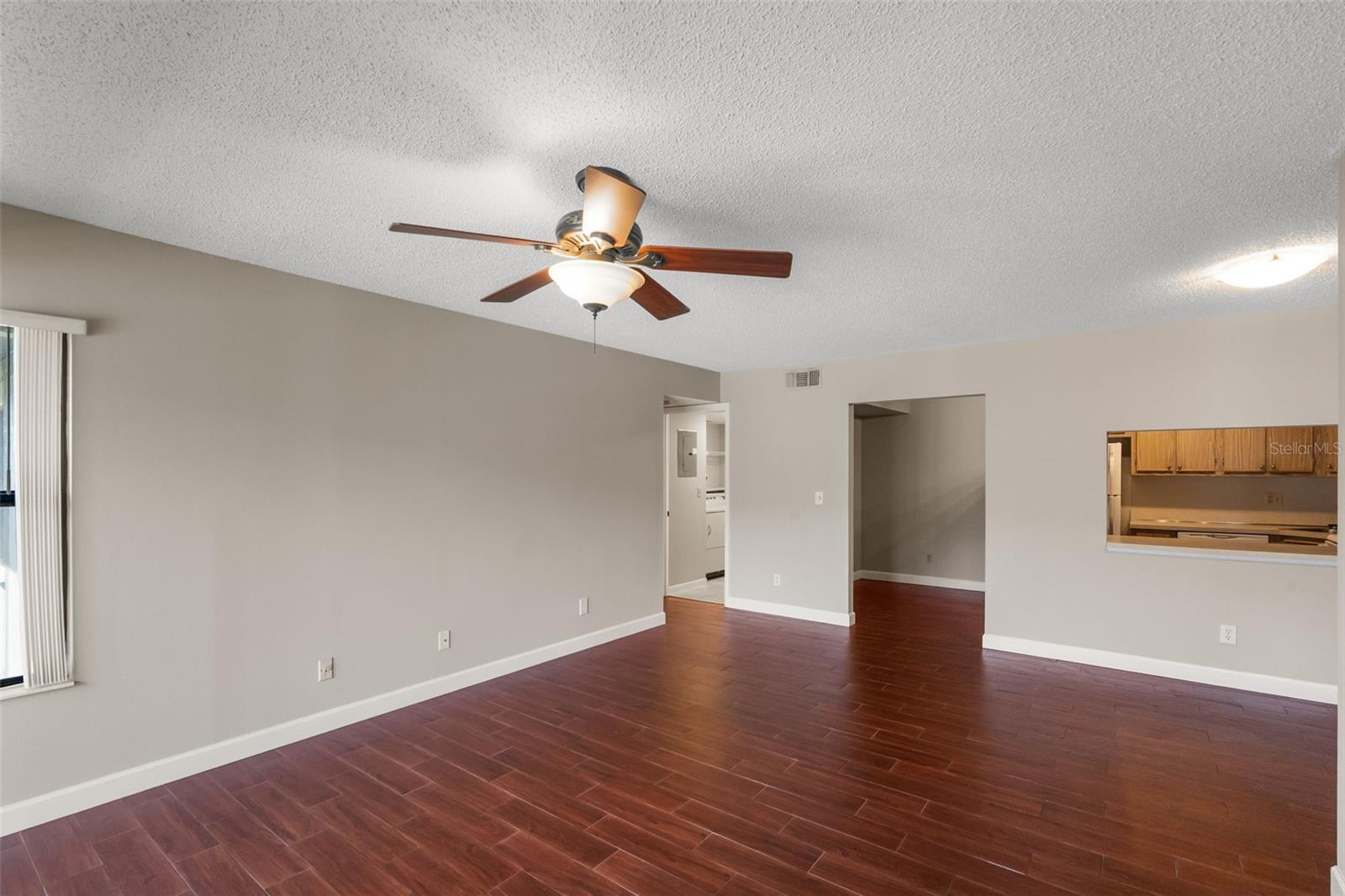 PINE RIDGE CLUB VILLAGE 1 PH 2 A CONDO BLDG 17 - Residential