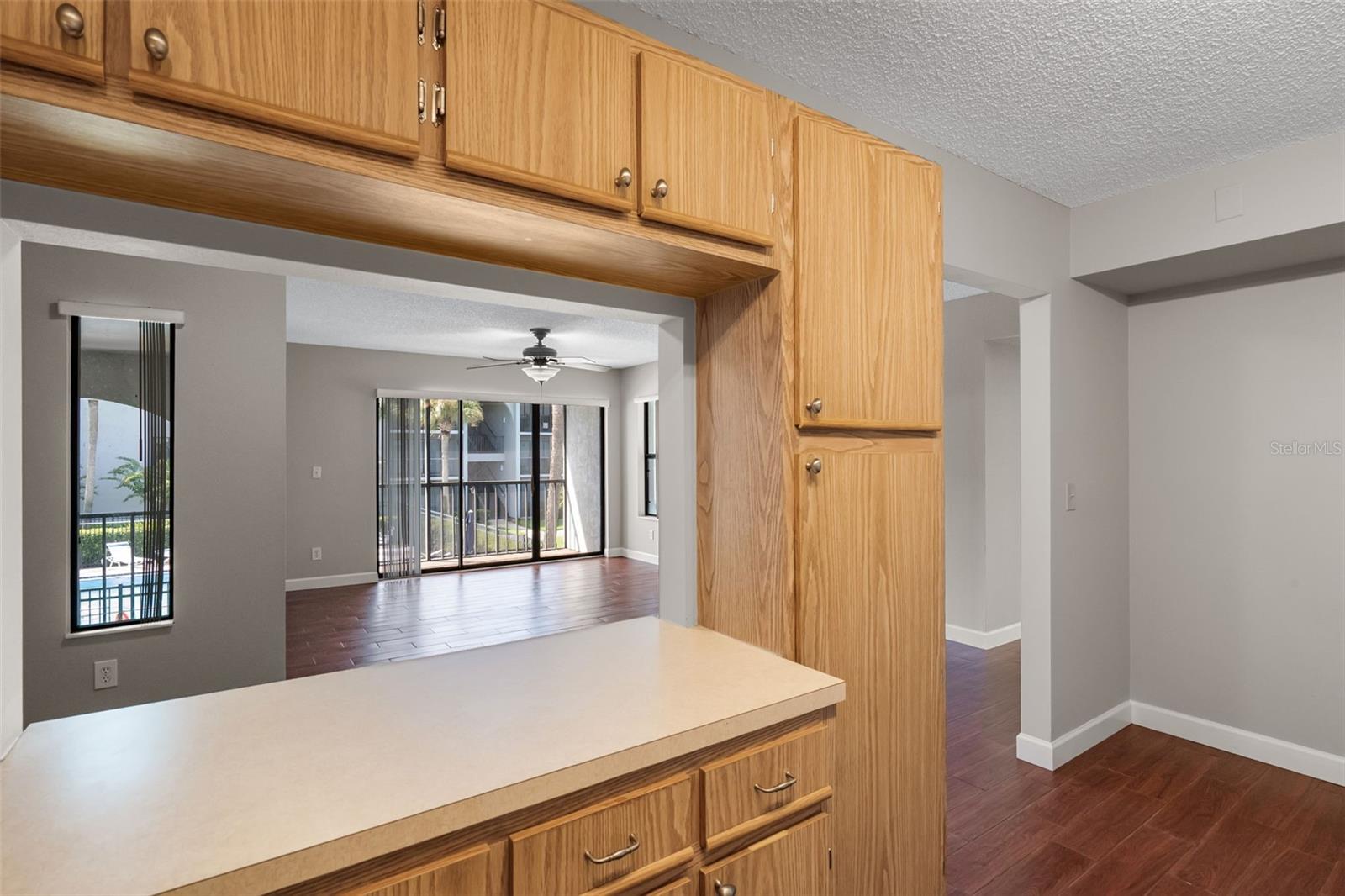 PINE RIDGE CLUB VILLAGE 1 PH 2 A CONDO BLDG 17 - Residential