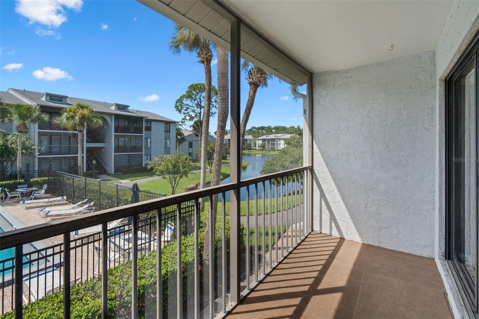 PINE RIDGE CLUB VILLAGE 1 PH 2 A CONDO BLDG 17 - Residential