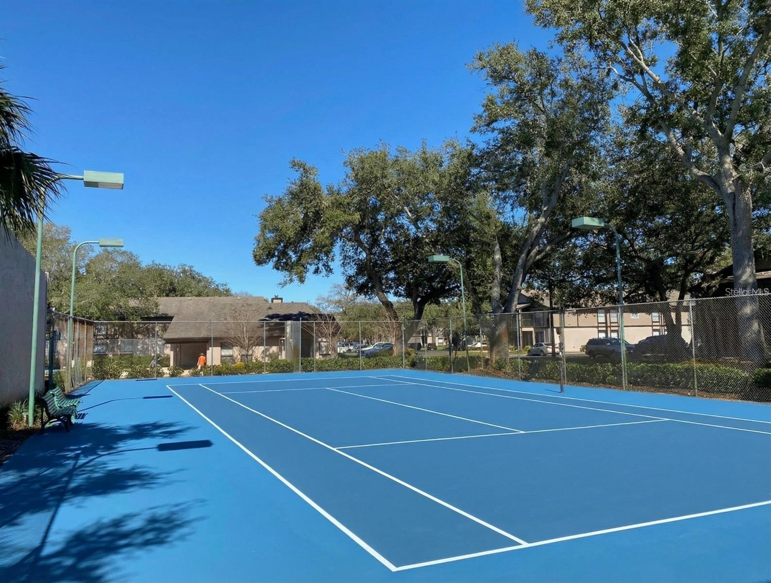 NORTH OAKS CONDO III - Residential