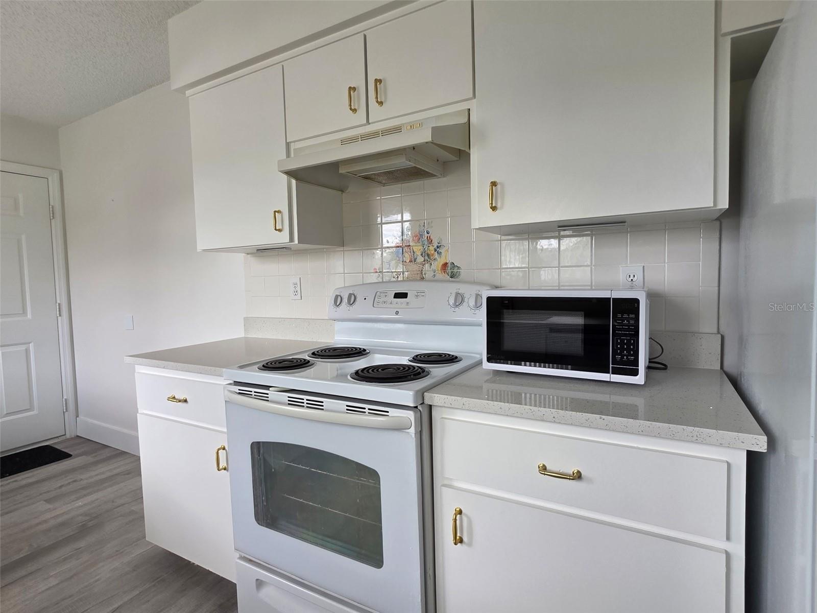 SPRUCE CREEK SOUTH - Residential Lease