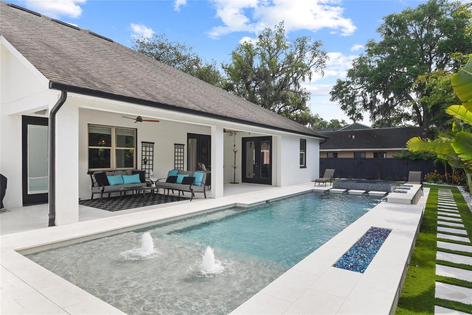 LAKEVIEW TERRACE - Residential