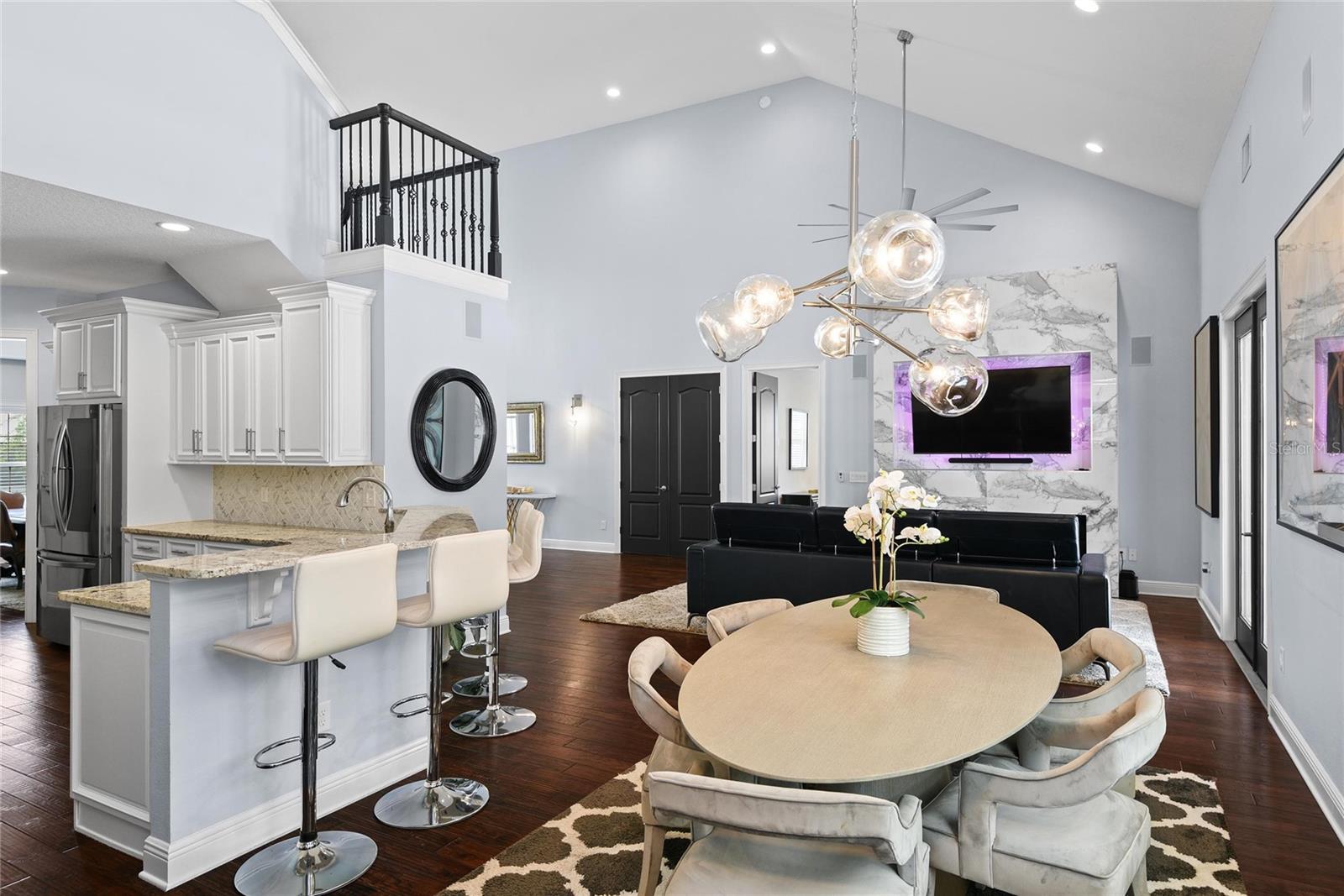 LAKEVIEW TERRACE - Residential