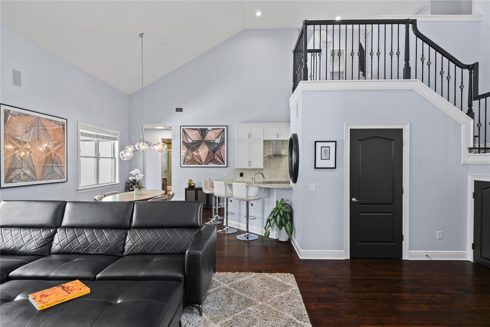 LAKEVIEW TERRACE - Residential