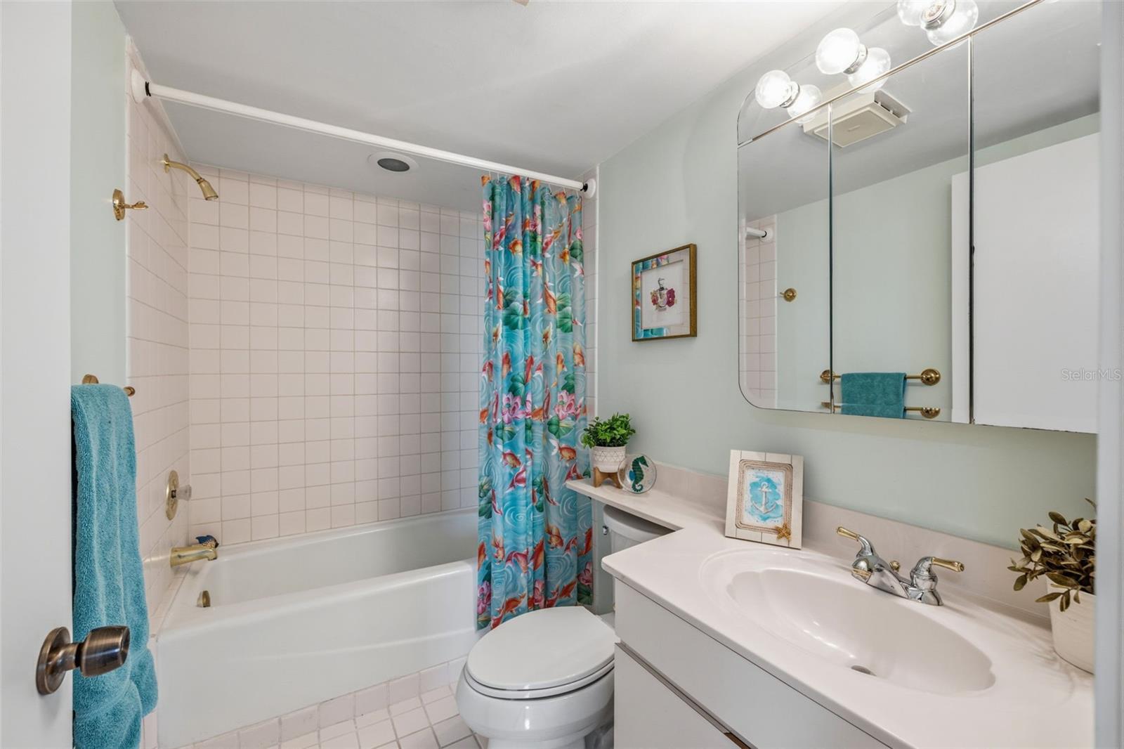 INTREPID THE CONDO - Residential