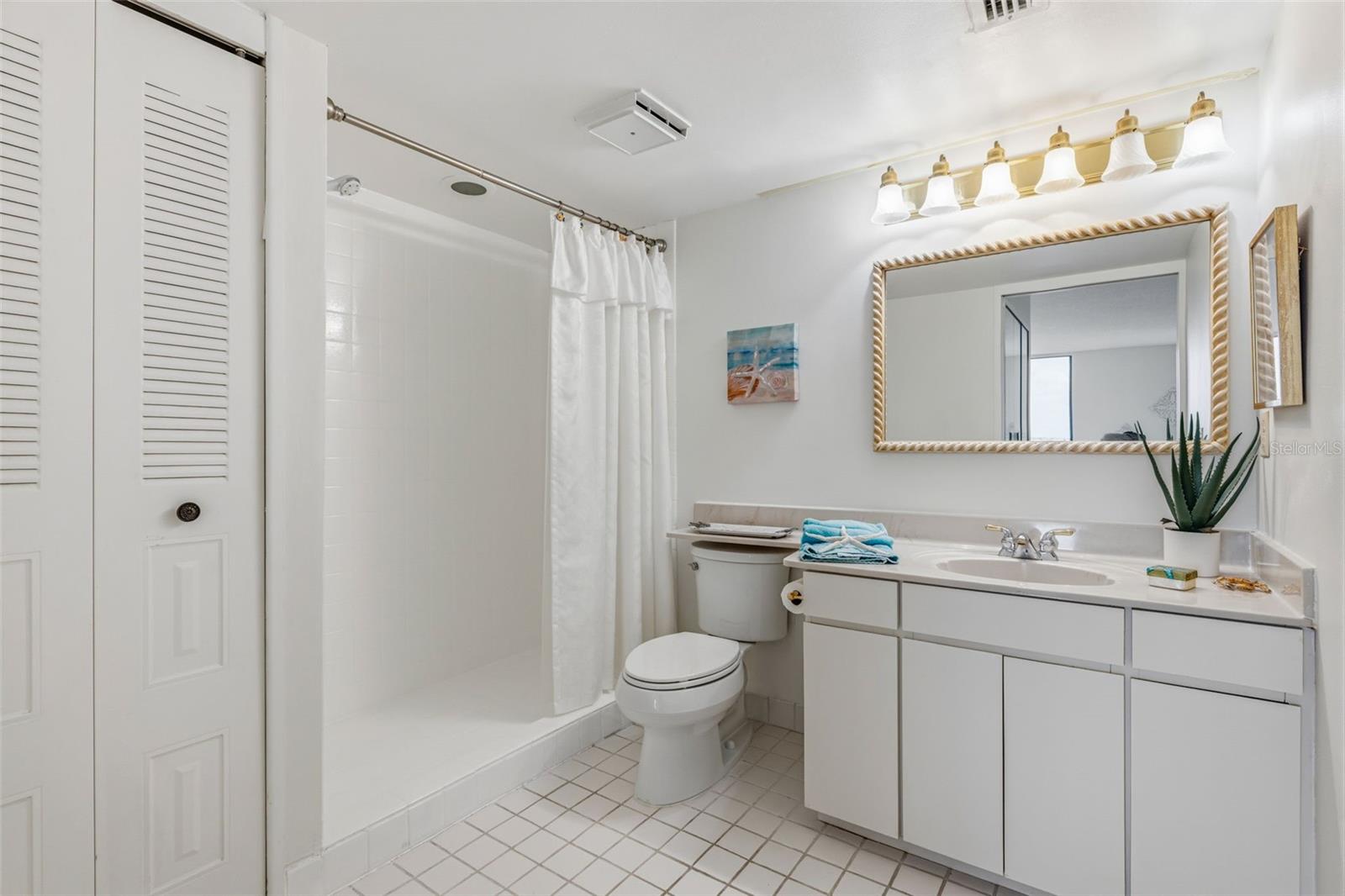 INTREPID THE CONDO - Residential