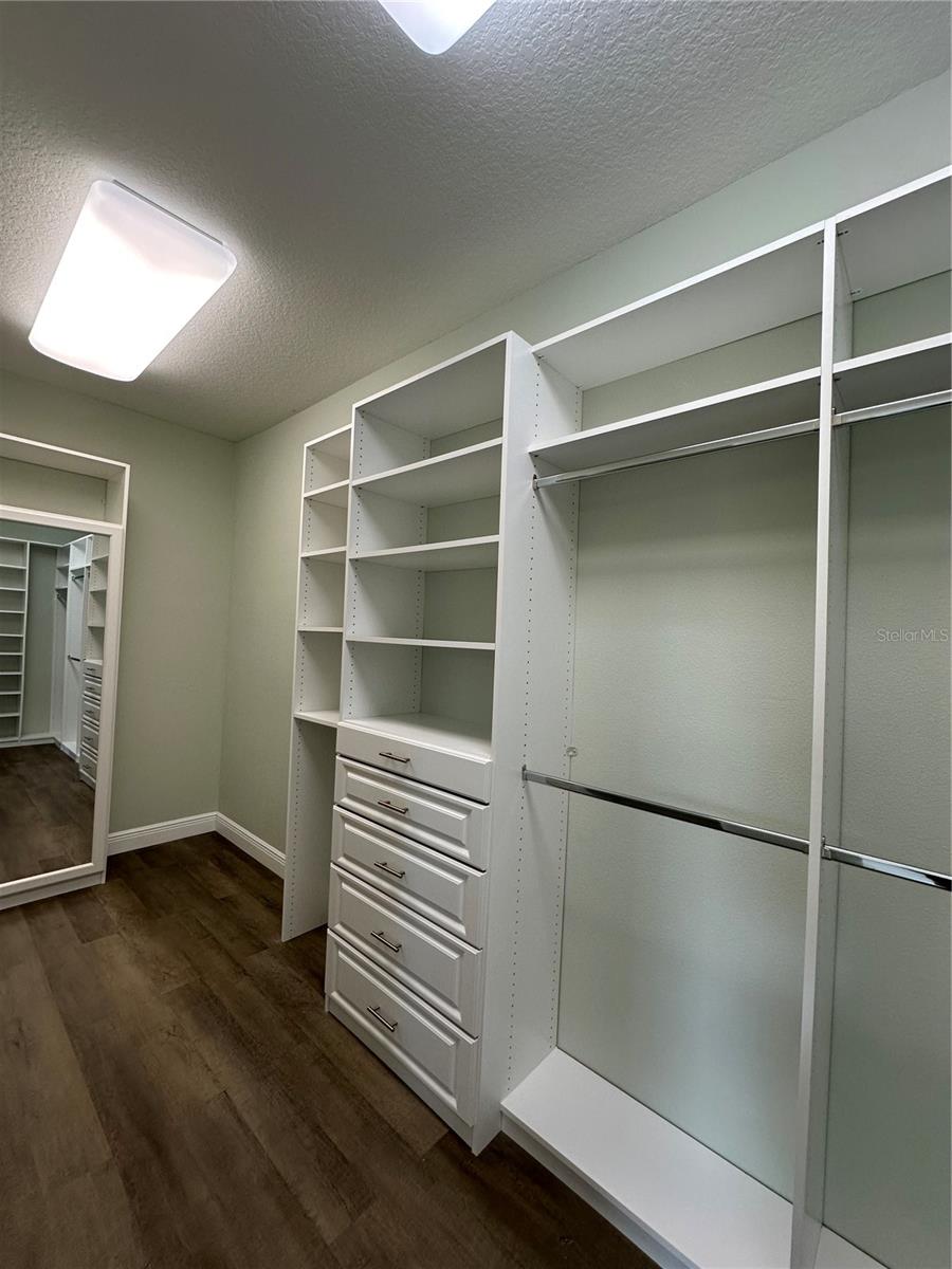 LAKESHORE PRESERVE PH 1 - Residential Lease