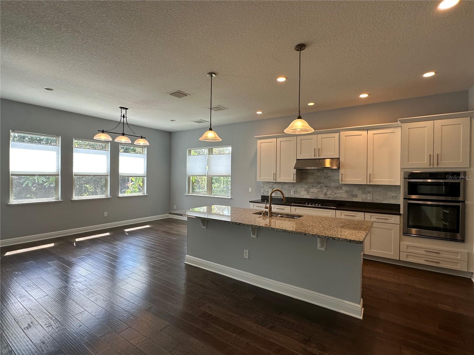 LAKESHORE PRESERVE PH 1 - Residential Lease