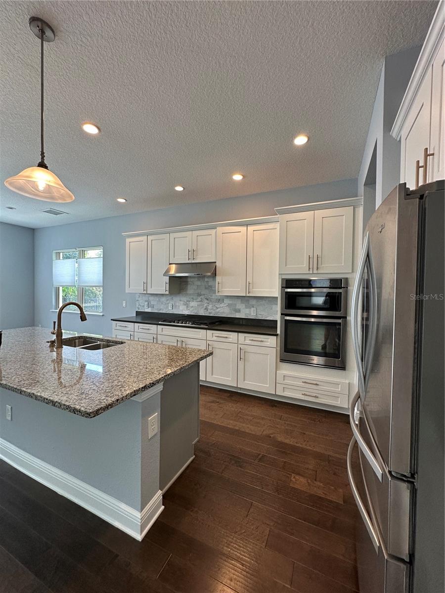 LAKESHORE PRESERVE PH 1 - Residential Lease