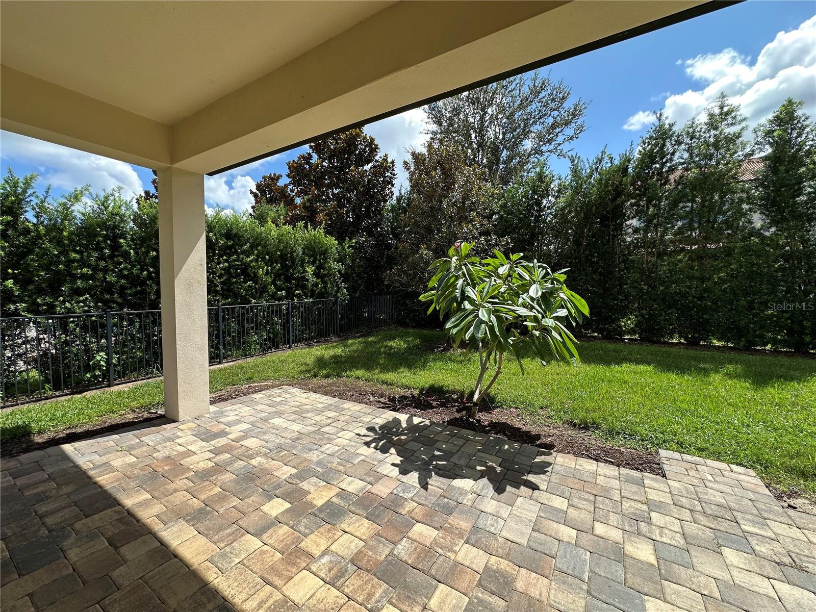 LAKESHORE PRESERVE PH 1 - Residential Lease