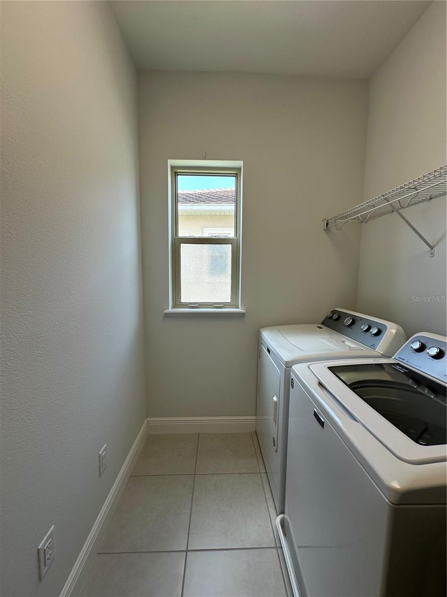 LAKESHORE PRESERVE PH 1 - Residential Lease
