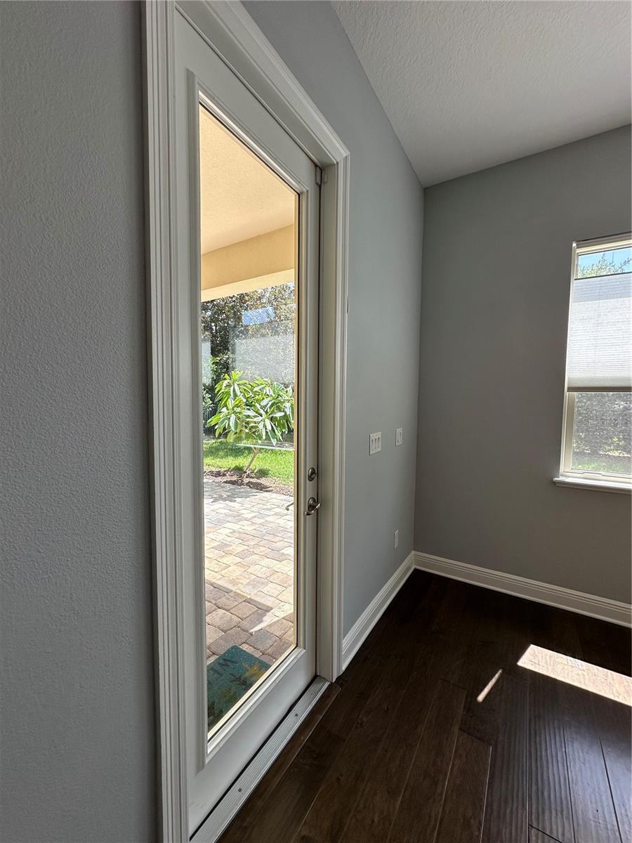 LAKESHORE PRESERVE PH 1 - Residential Lease