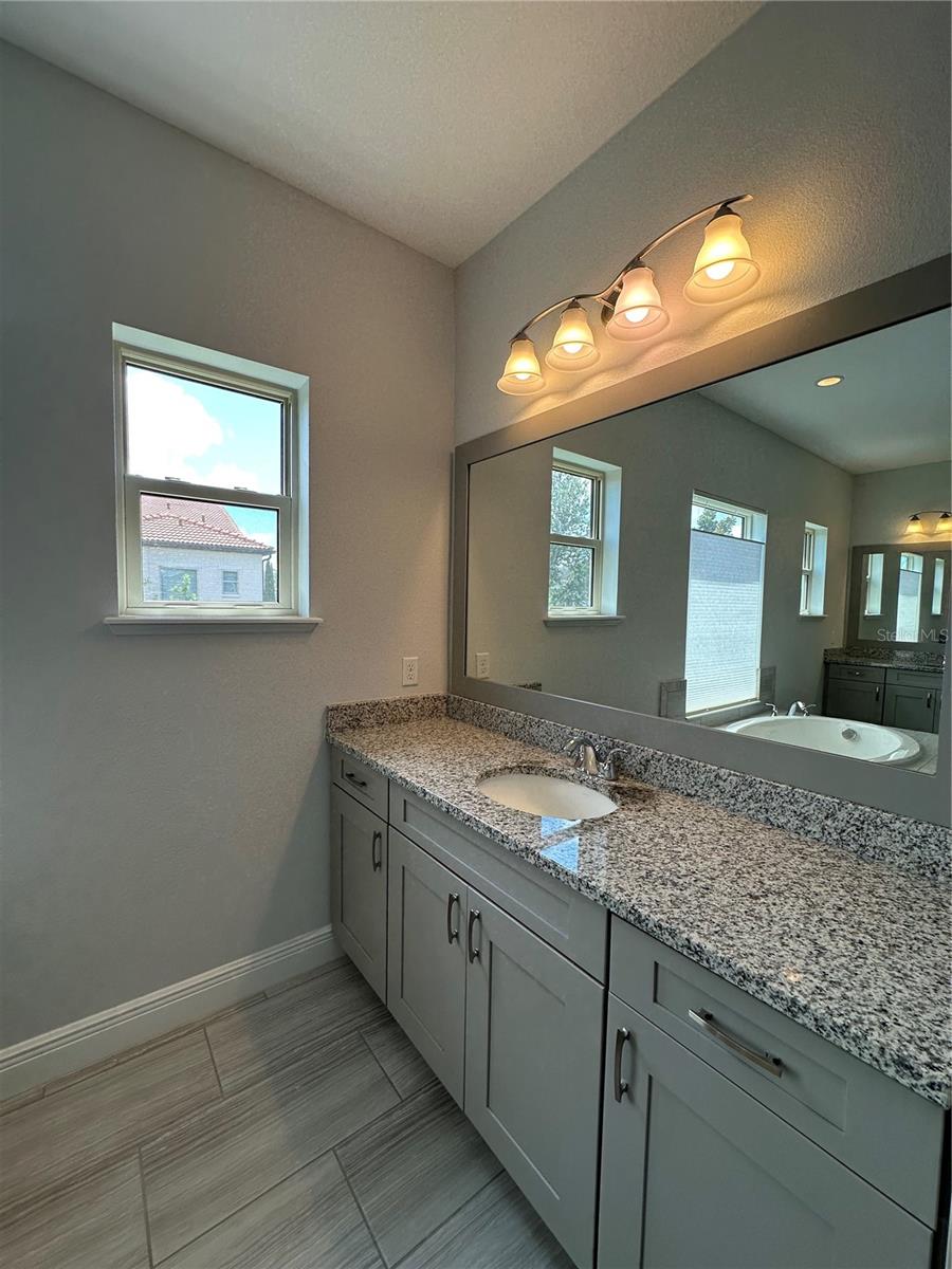 LAKESHORE PRESERVE PH 1 - Residential Lease