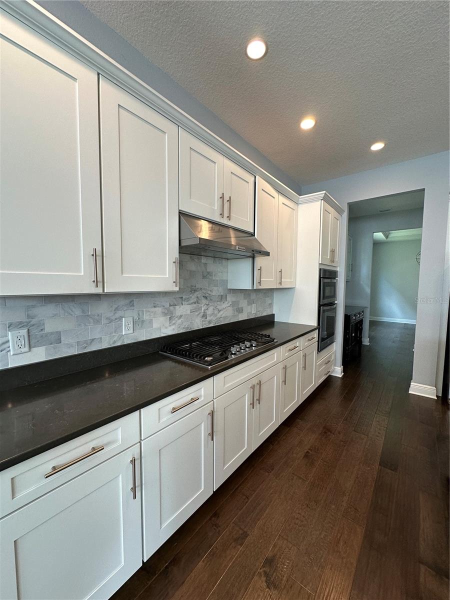 LAKESHORE PRESERVE PH 1 - Residential Lease