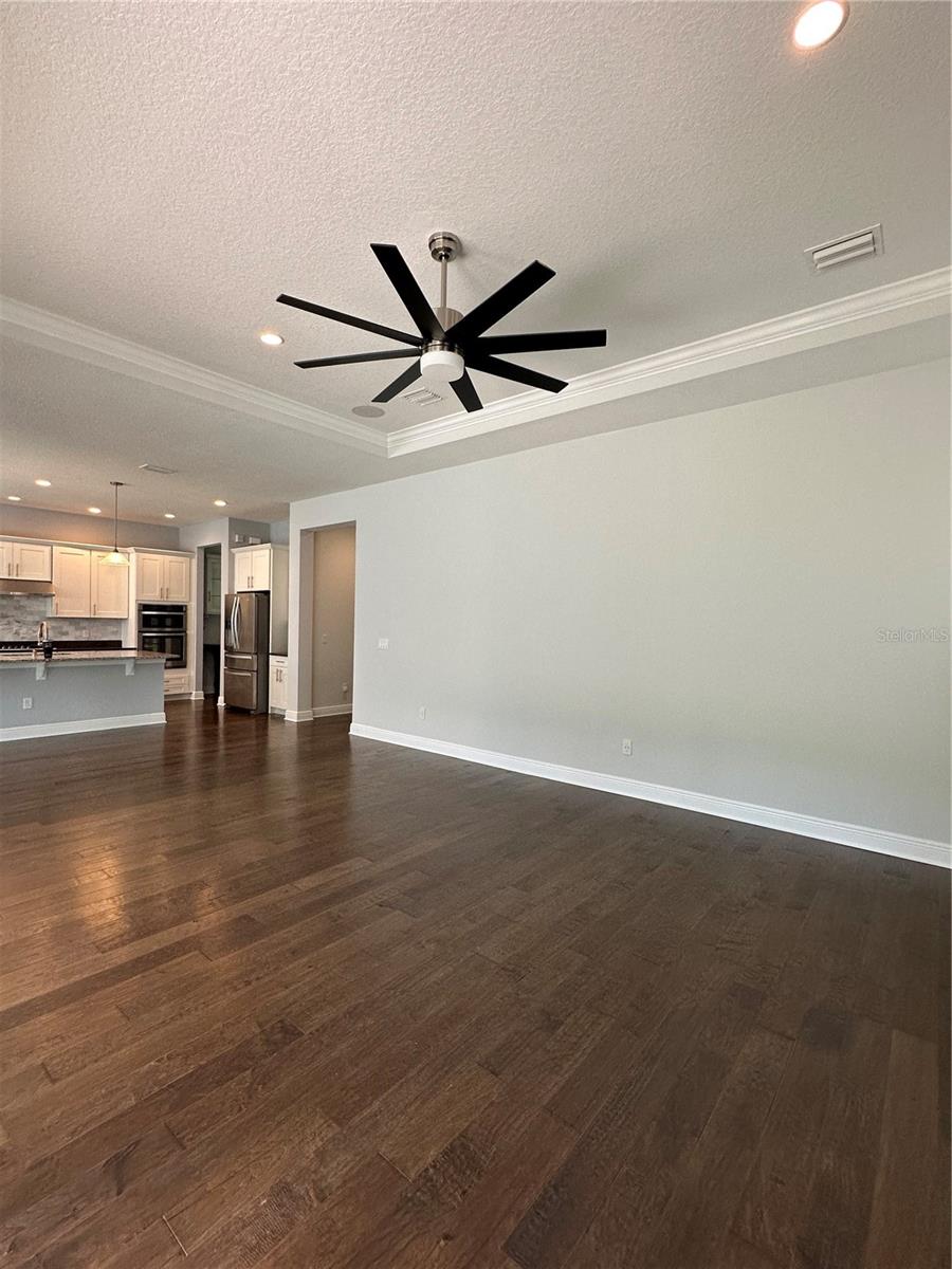 LAKESHORE PRESERVE PH 1 - Residential Lease
