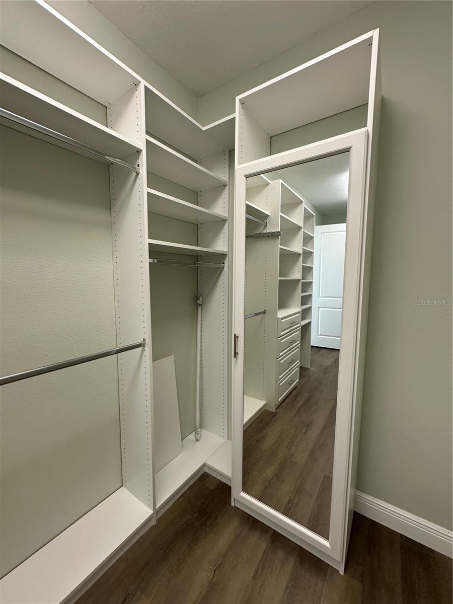 LAKESHORE PRESERVE PH 1 - Residential Lease