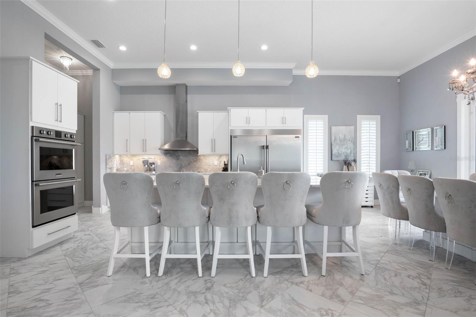 333 OCEAN CREST DRIVE