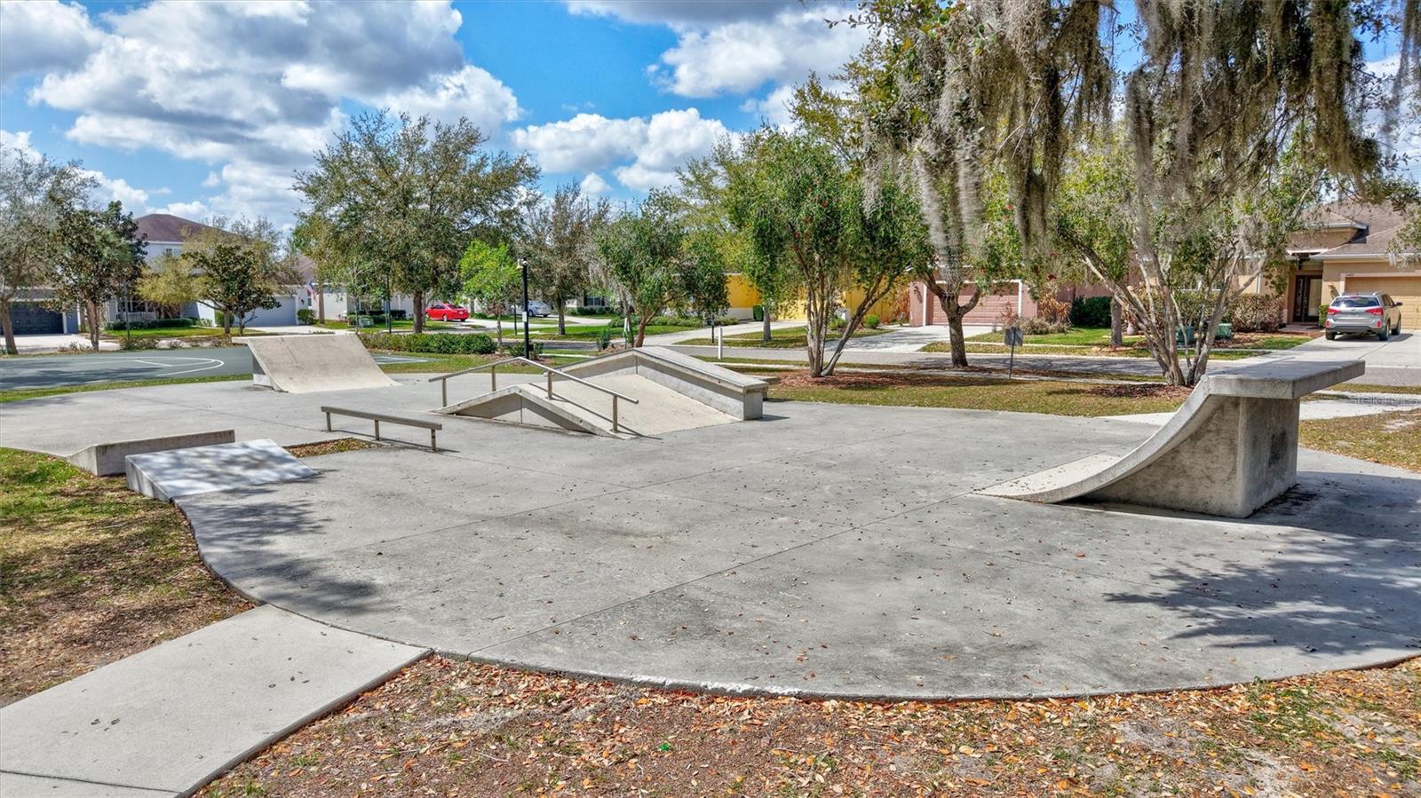 CHANNING PARK - Residential