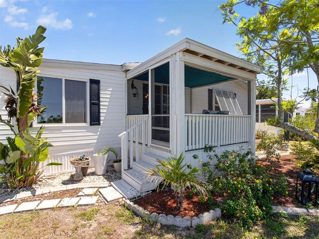 Photo of 3949 Russell Avenue, Port Charlotte, FL 33953 (MLS # A4689946)