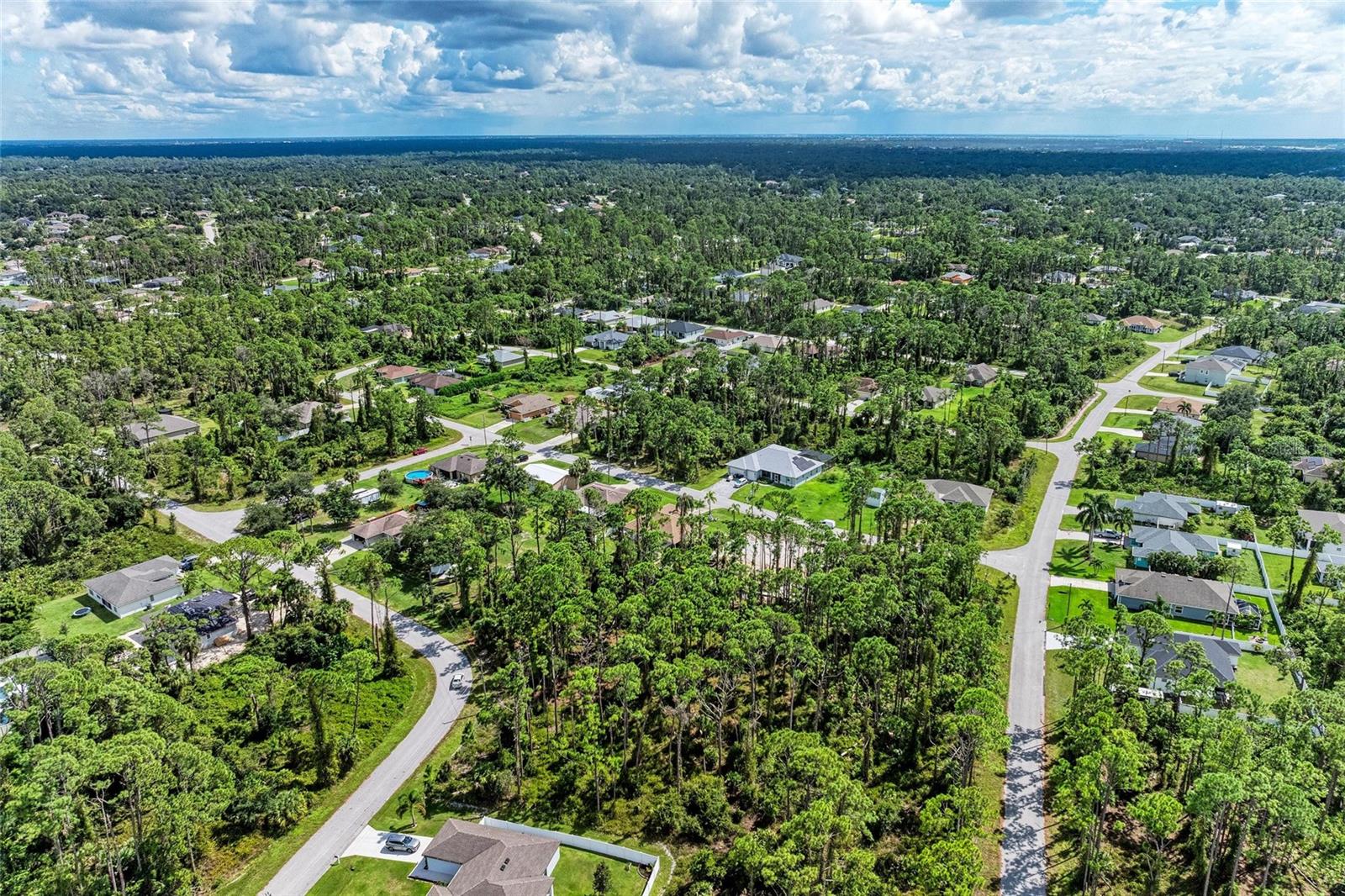 PORT CHARLOTTE SUB 33 - Land
