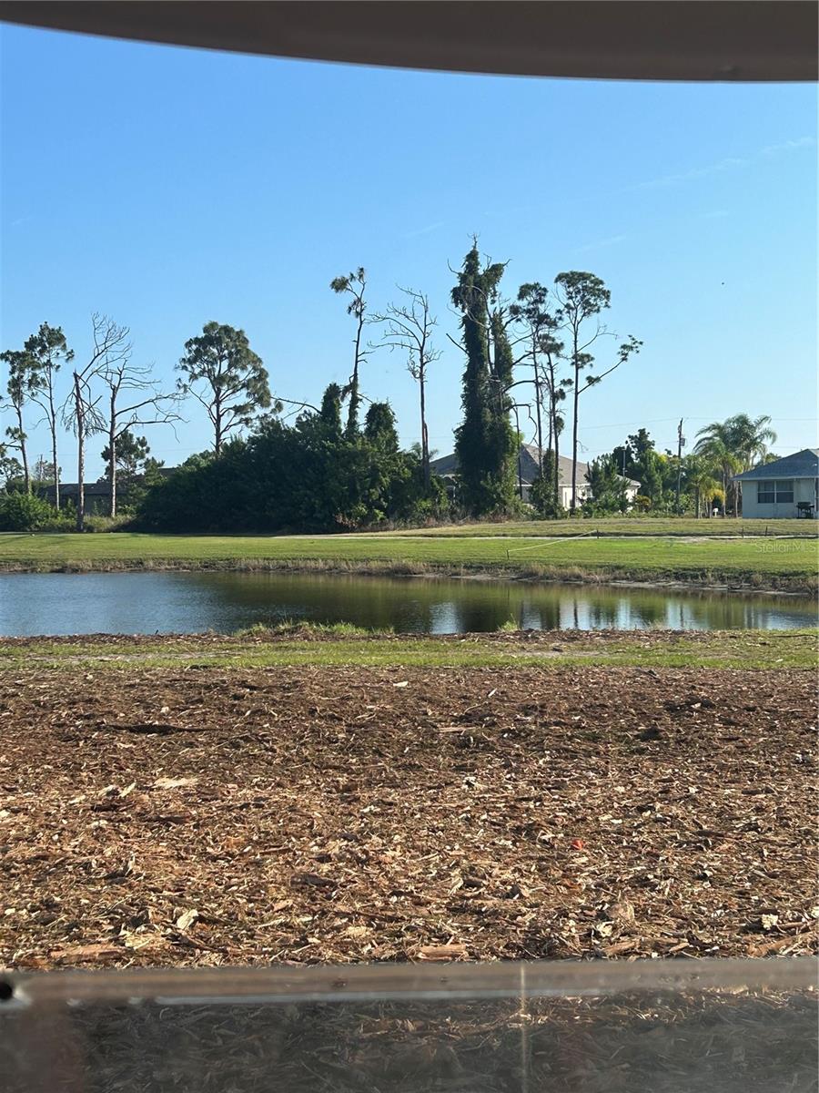 37 TEE VIEW ROAD