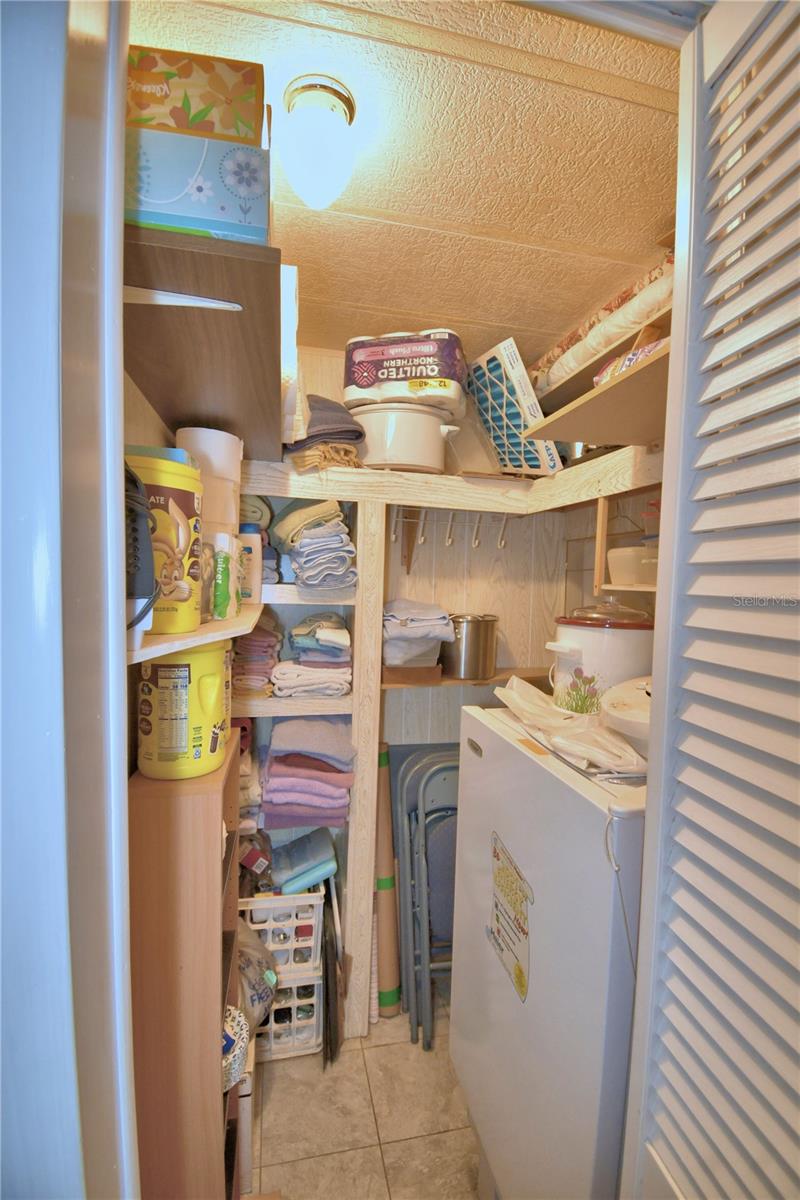 OAKWOOD ESTATES - Residential