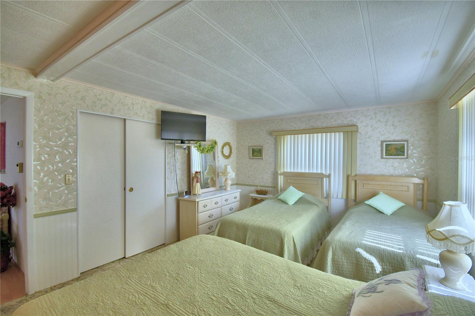 OAKWOOD ESTATES - Residential