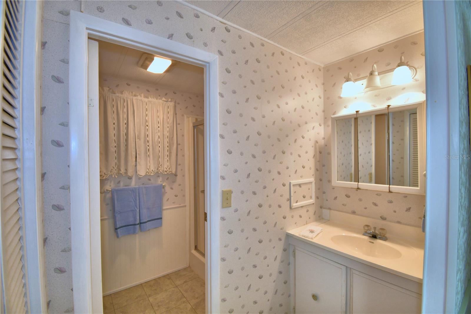 OAKWOOD ESTATES - Residential