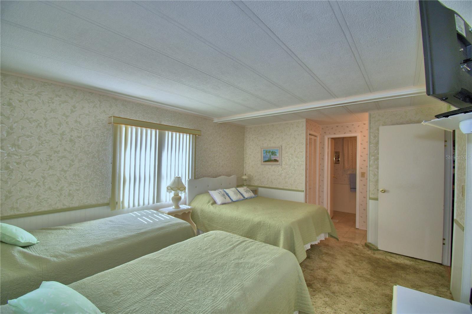 OAKWOOD ESTATES - Residential