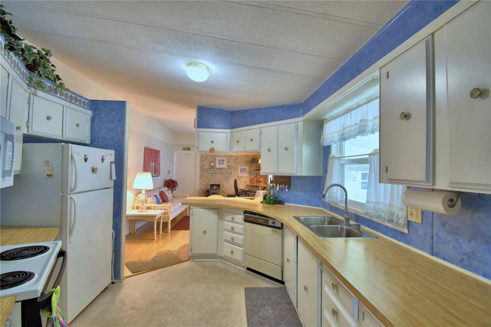 OAKWOOD ESTATES - Residential