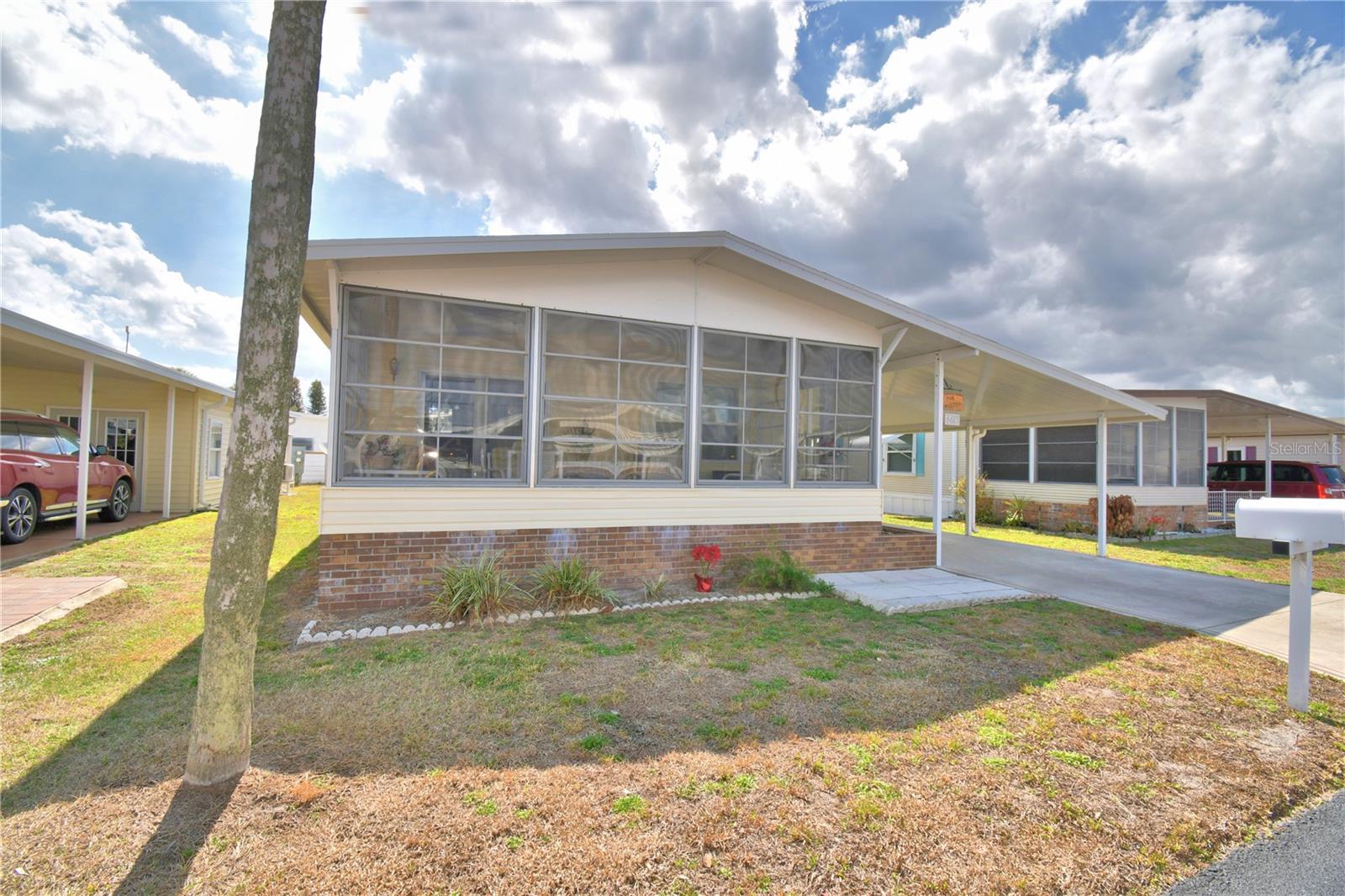 OAKWOOD ESTATES - Residential