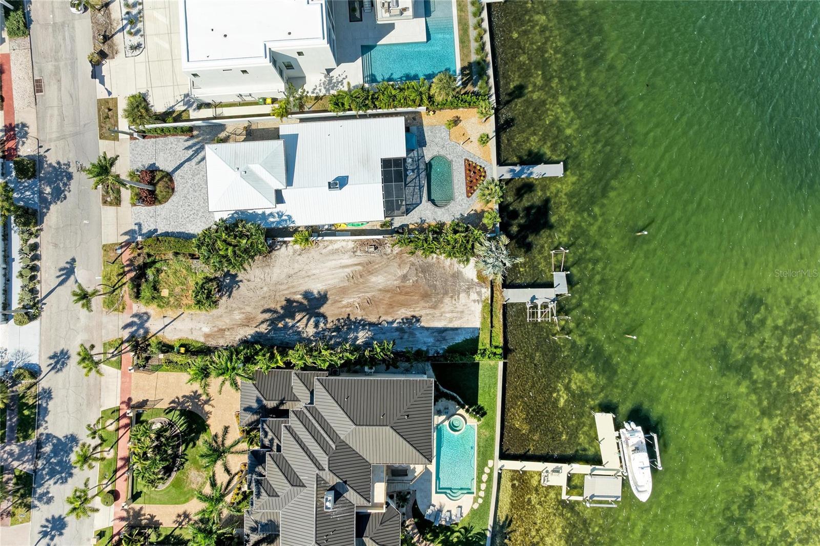 244 N WASHINGTON DRIVE