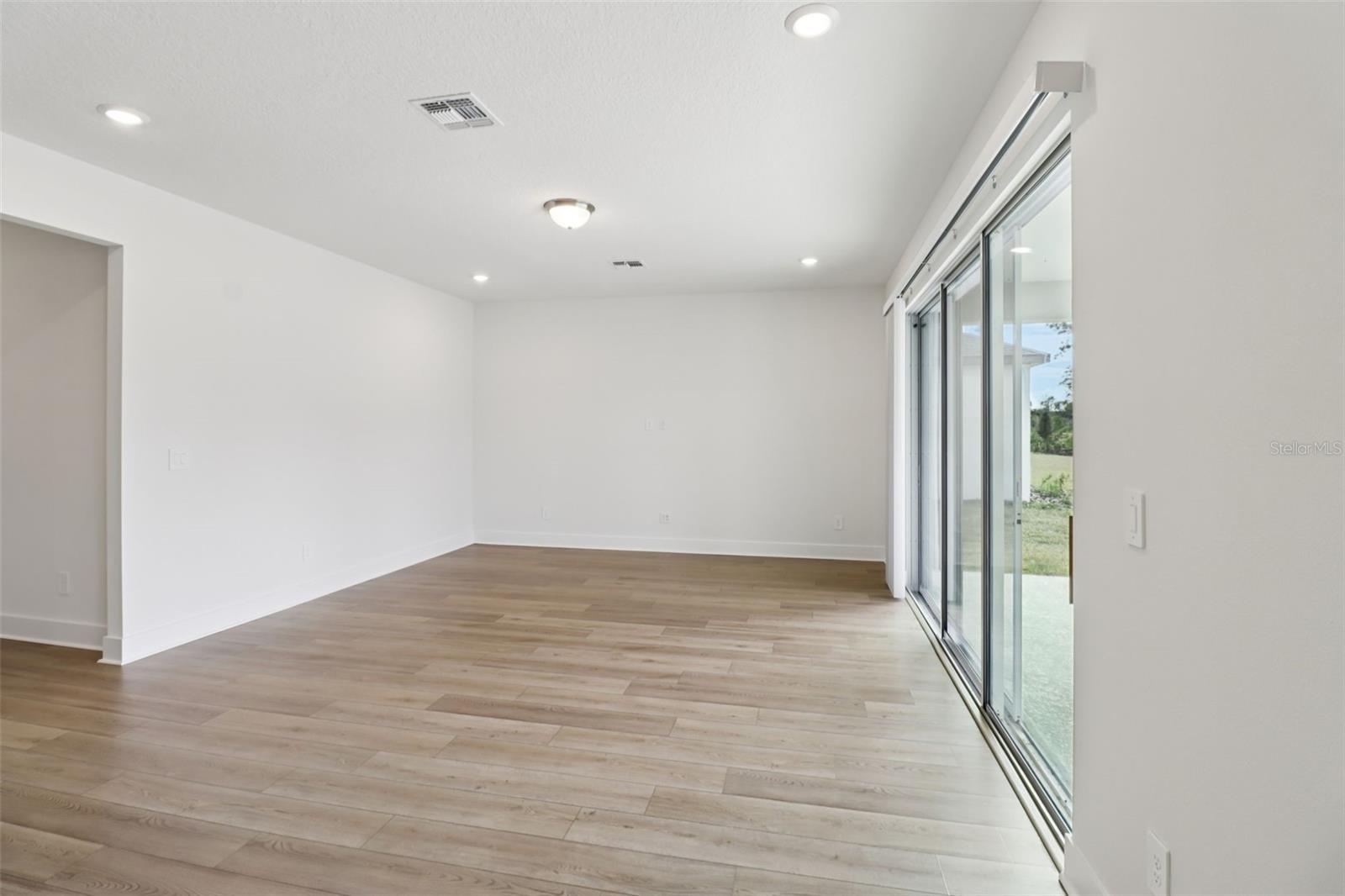 449 BROOKHAVEN TRAIL