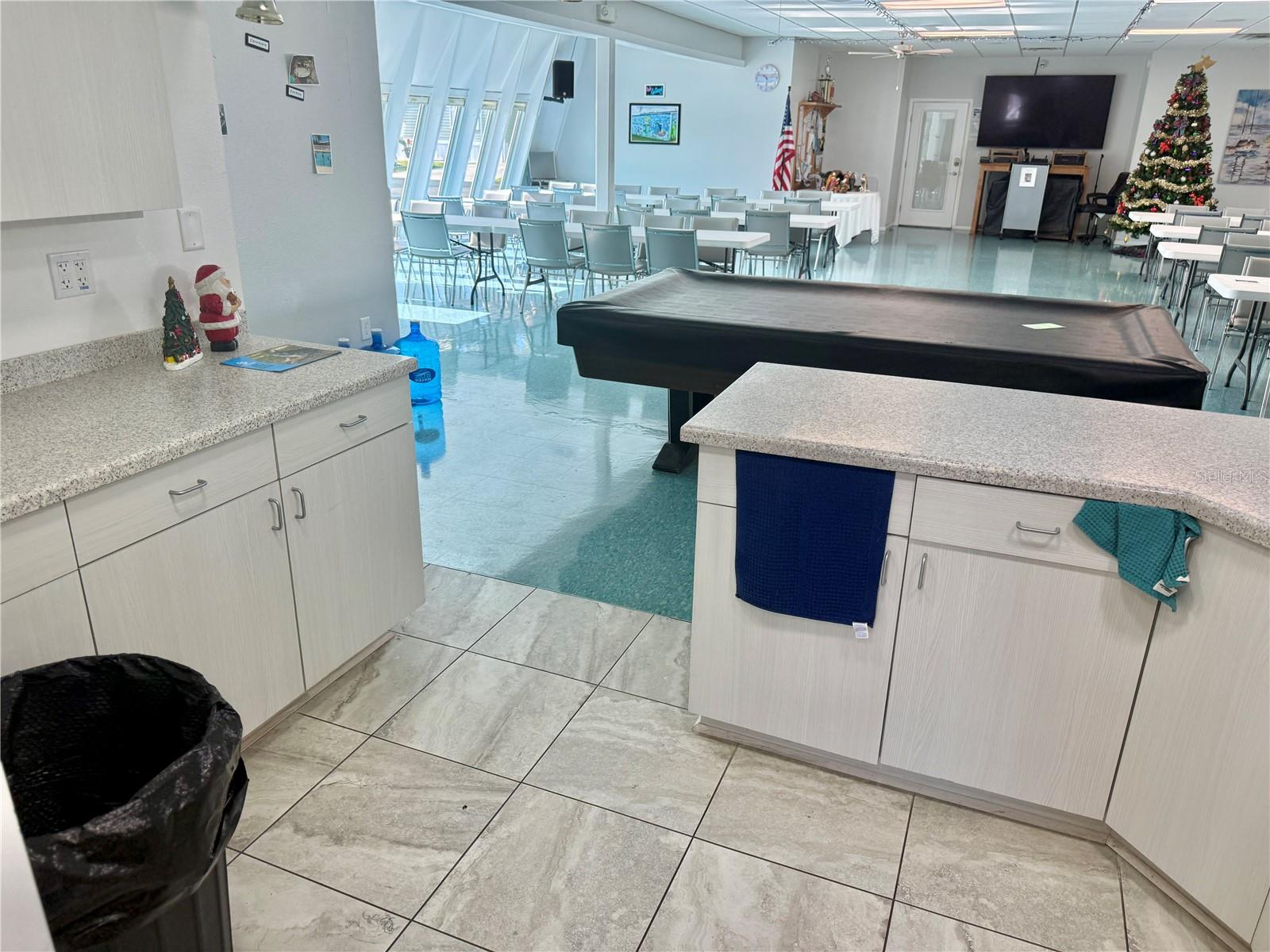 MOBILE ESTATES - Land