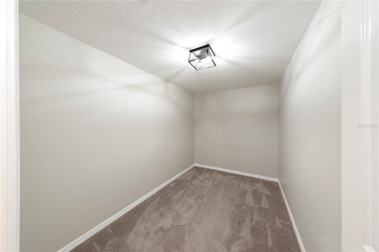 AYERSWORTH GLEN PH 3C - Residential