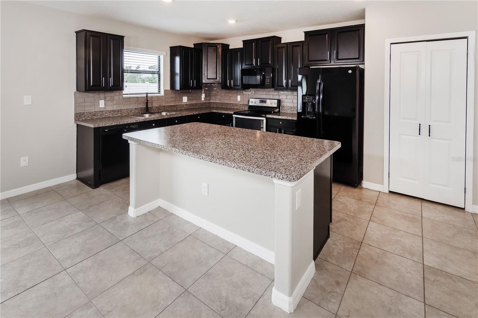 AYERSWORTH GLEN PH 3C - Residential