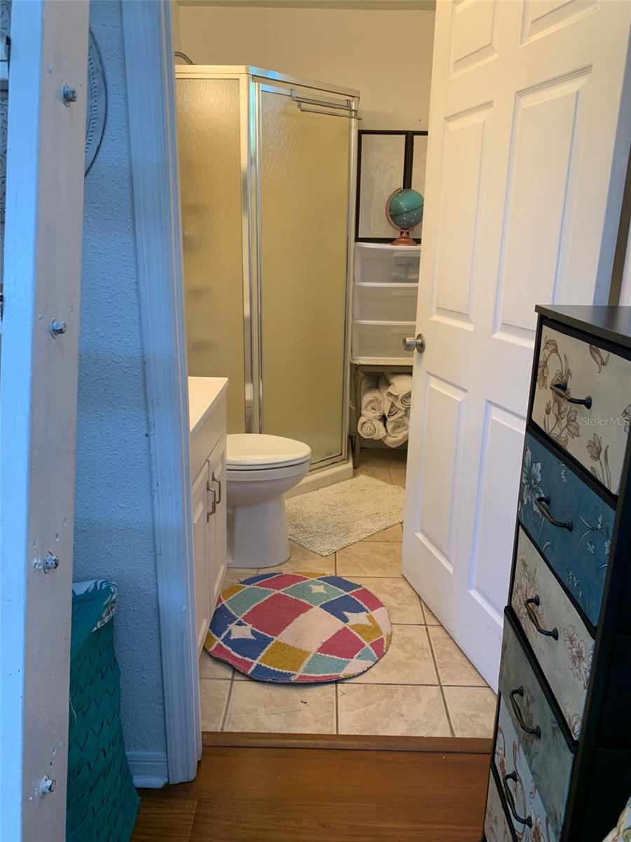 IMPERIAL COVE - Residential Lease