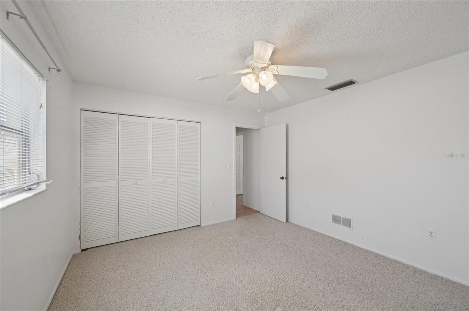 TROPICAL SHORES - Residential