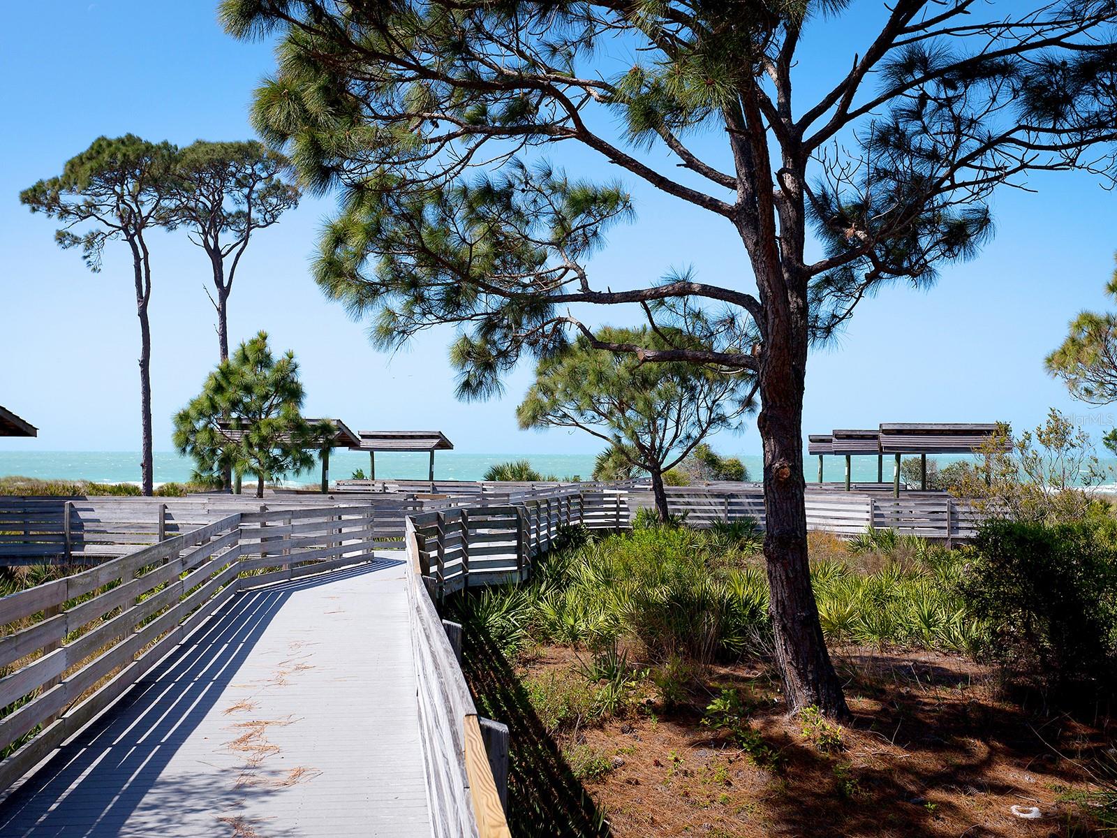 SOUTH VENICE - Land