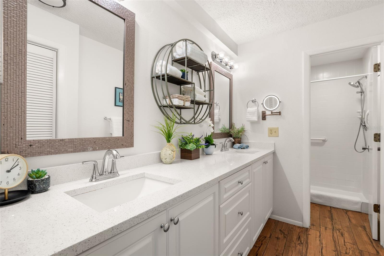 EAST LAKE WOODLANDS CLUSTER HOMES - Residential