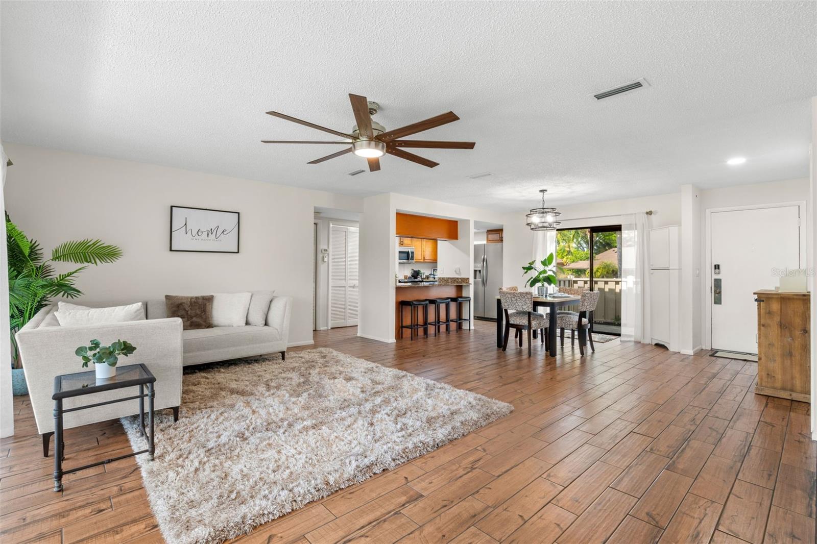 EAST LAKE WOODLANDS CLUSTER HOMES - Residential