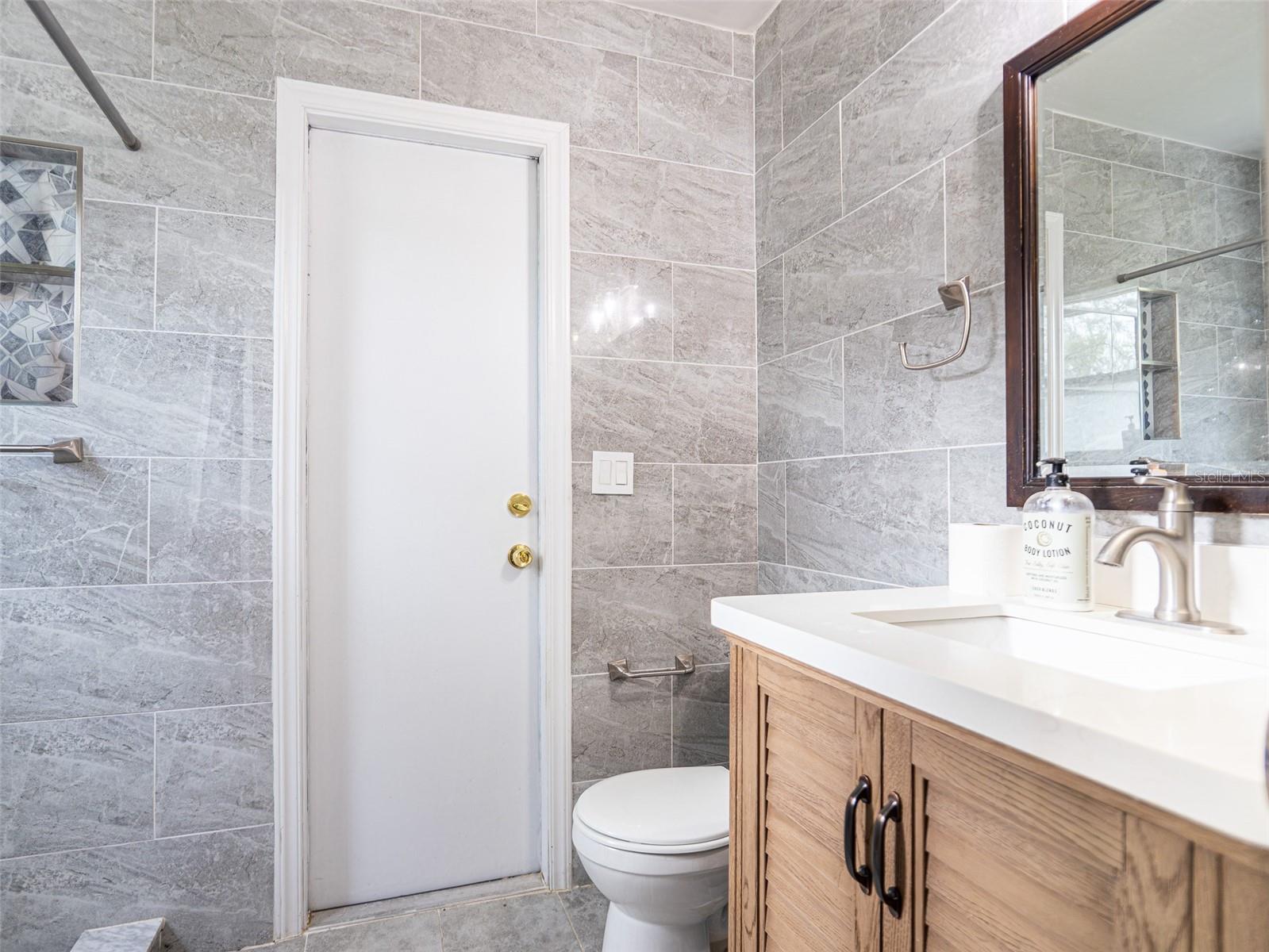 COUNTRY CREEK WOODLAND TERRACE - Residential